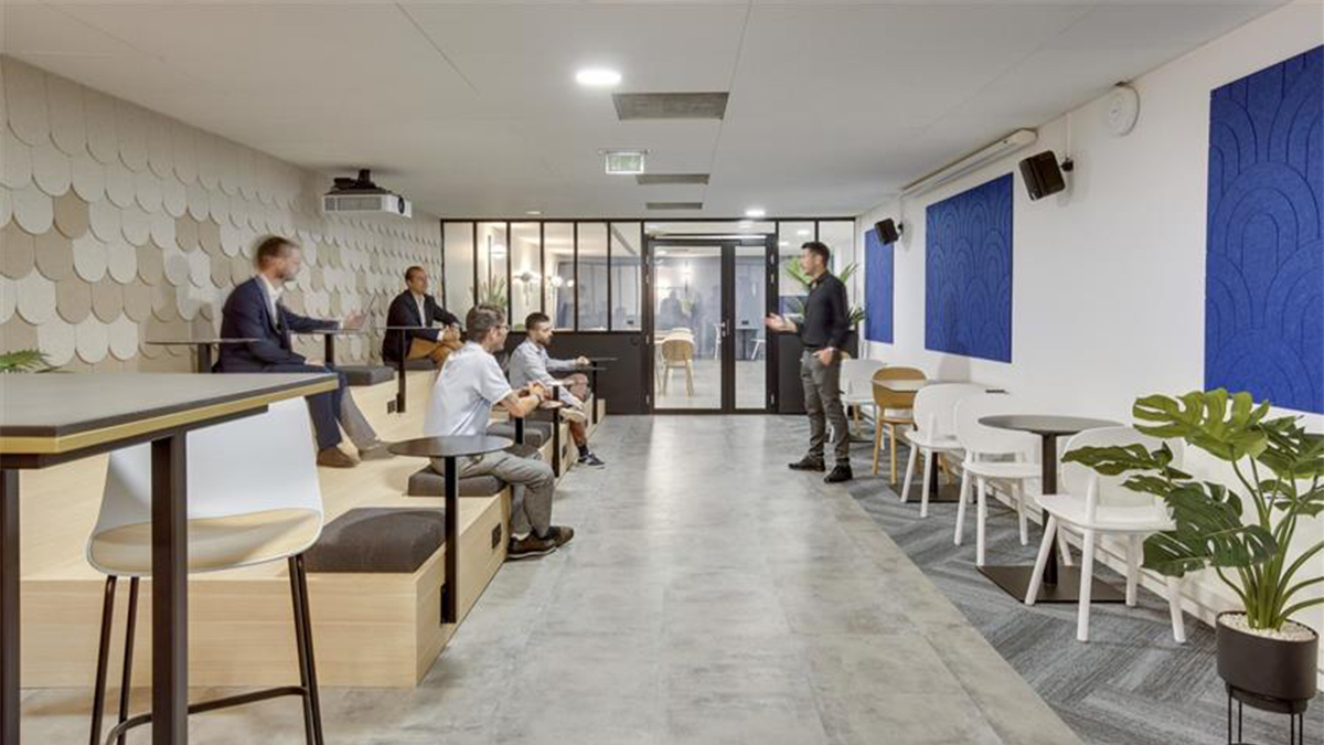 Hiptown - Bureaux fermés, bureaux opérés à louer - 92800 Puteaux, Île-de-France