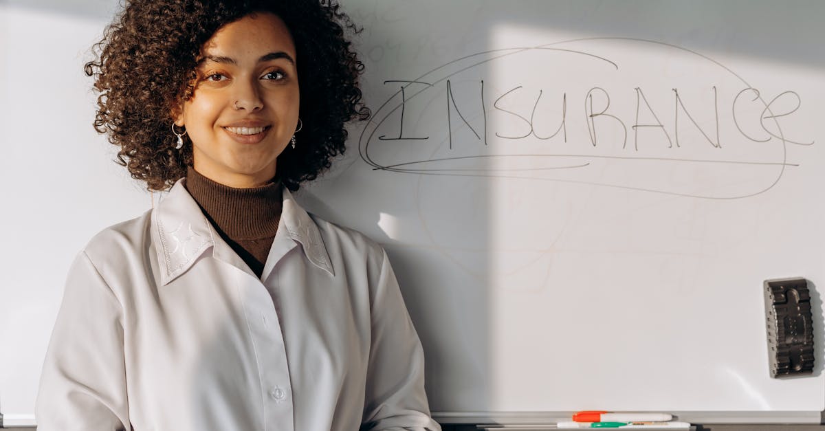 assurez votre bureau grâce à notre offre d'assurance bureau complète et adaptée à vos besoins avec office insurance.