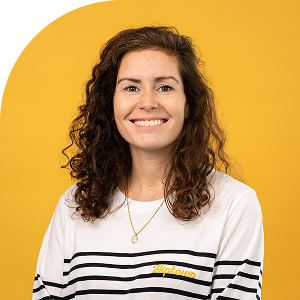 Alexa, City Manager chez Hiptown, experte en gestion d'espaces de travail flexibles et accompagnement client