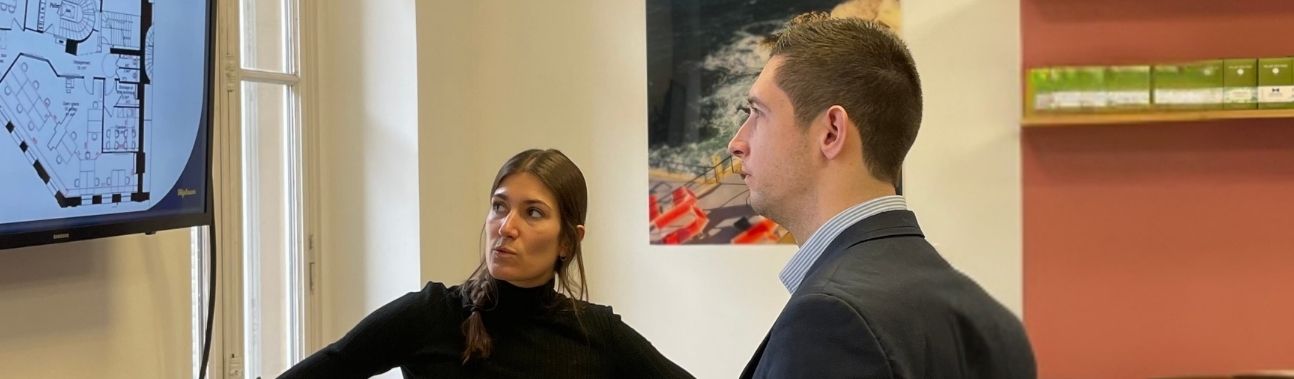 Bureaux temporaires pendant des travaux pour maintenir l'activité d'une équipe